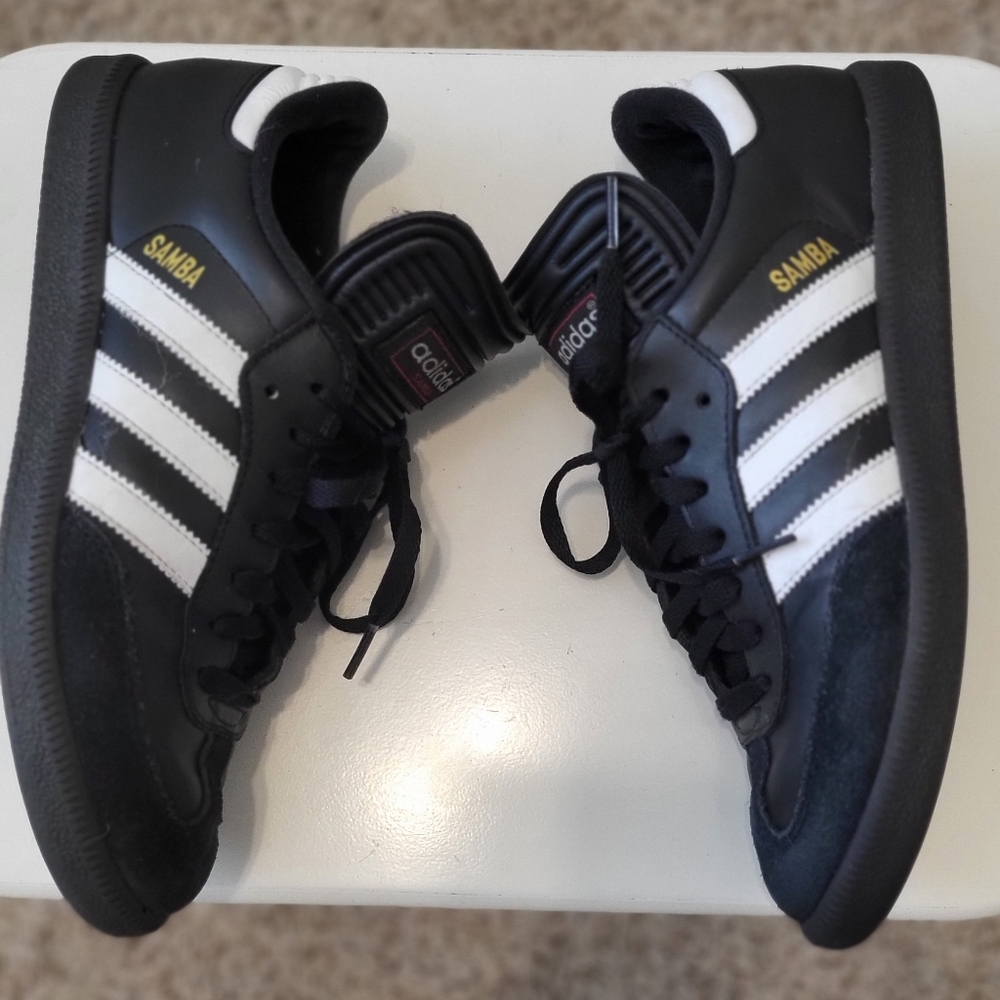 Adidas Sambas
